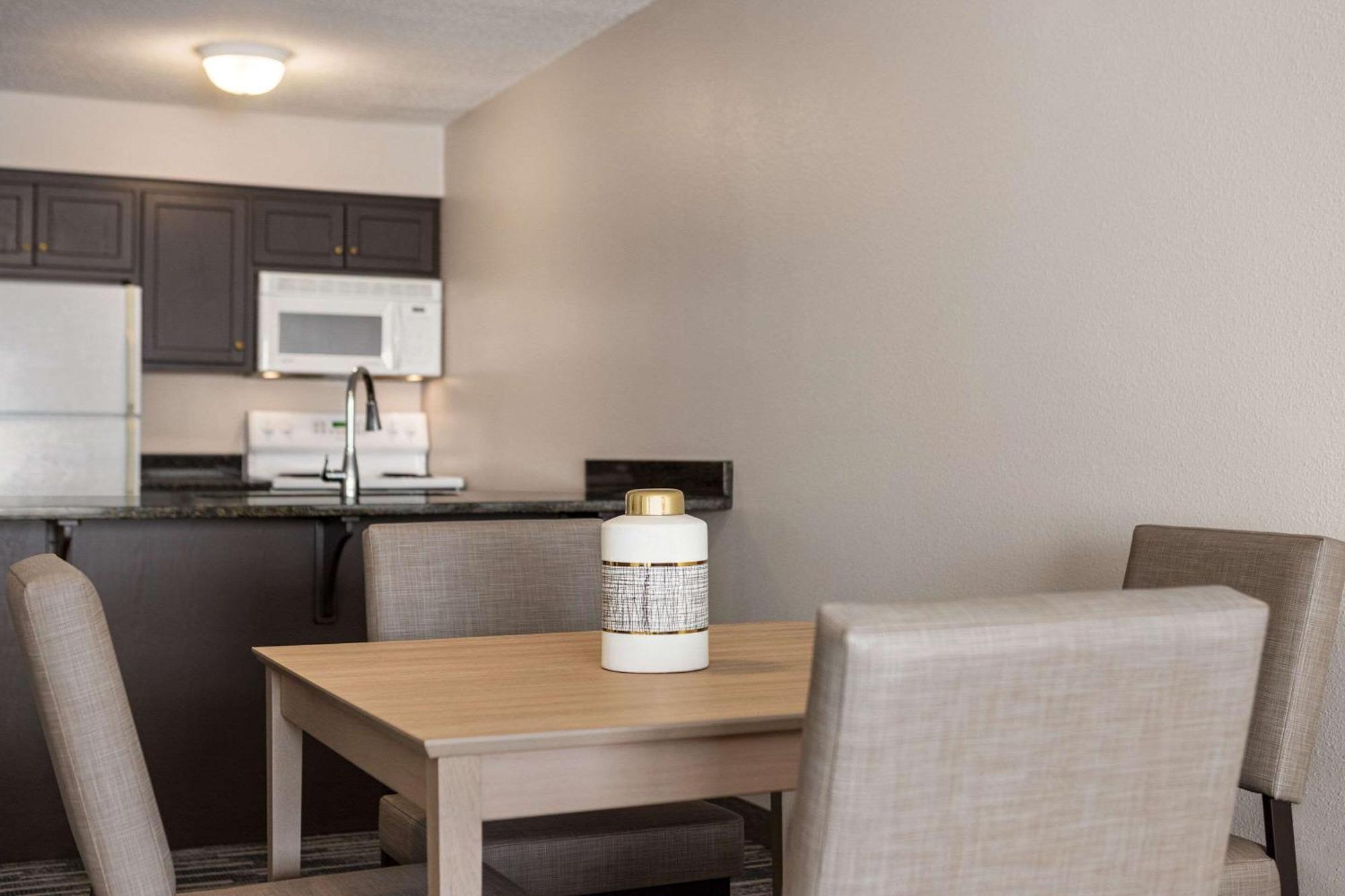 Country Inn & Suites By Radisson, St Cloud East, Mn Сент-Клауд Экстерьер фото